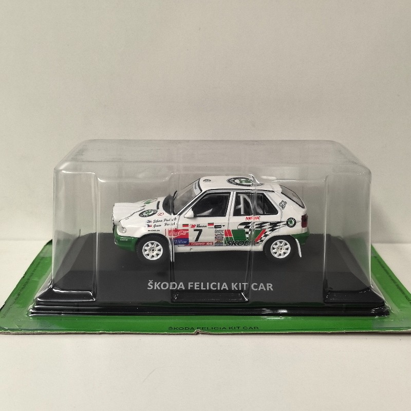 Model Kit Toy - ダイキャスト IXO 1:43 スケール シュコダ フェリシア