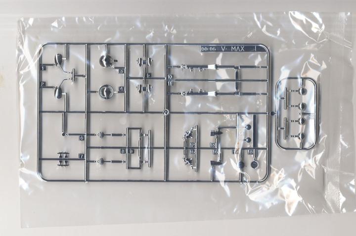 アオシマ 06230 1/12 4C4 Vmax '07 オ - Model Kit Aoshima のレビューと価格