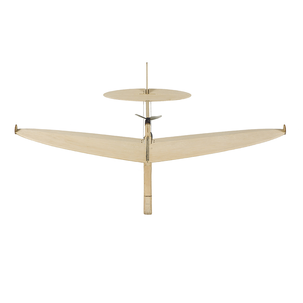 レーザーカットされたバルサ材の飛行機キット,飛行中の建物,翼 - Model Kit Planes のレビューと価格