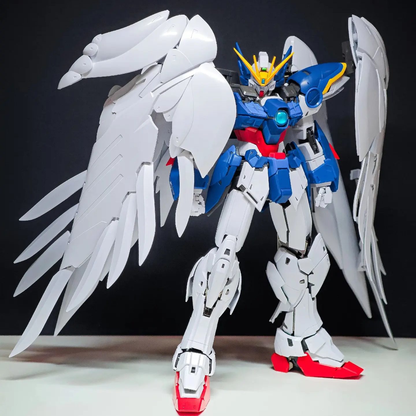 MG 1/100 ウイングゼロ Ver.Ka プラスチック  - Model Kit Zero のレビューと価格