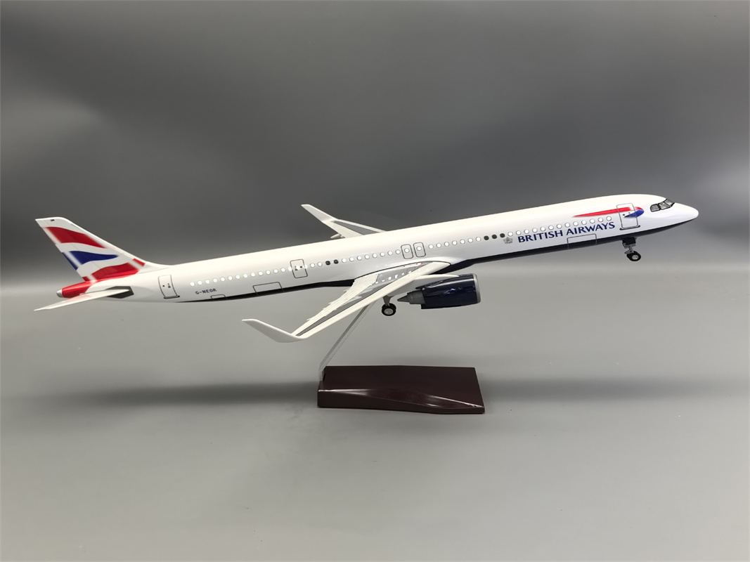 飛行機 レジン 1/100スケール 321neo A321  - Model Kit Planes のレビューと価格