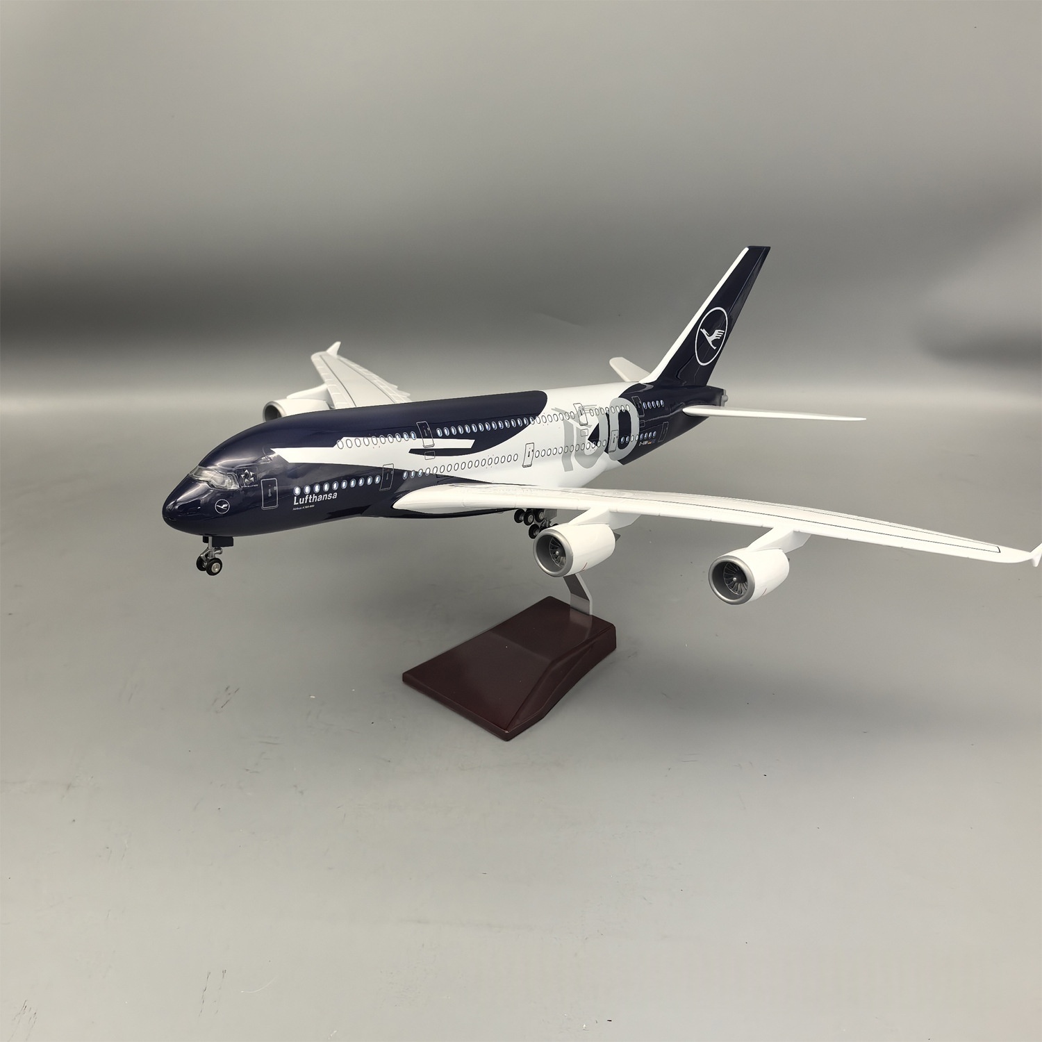 新しい45cm ルフトハンザ A380 100周年記念コレク - Model Kit Planes のレビューと価格