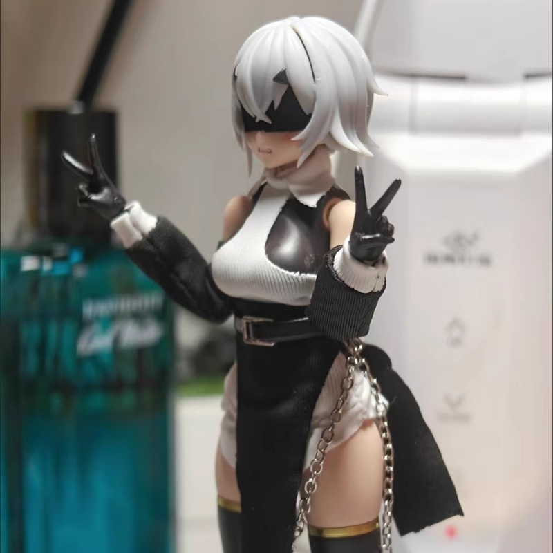 1/12 スケール色オフショルダートップ黒ハーフスカートウエ - Model Kit Girl のレビューと価格