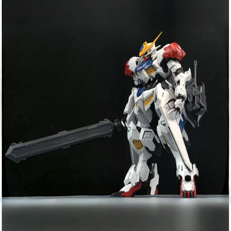 本物のバンダイ MG 1/100 ガンダム バルバトス ルプ - Model Kit Gundam Barbatos のレビューと価格