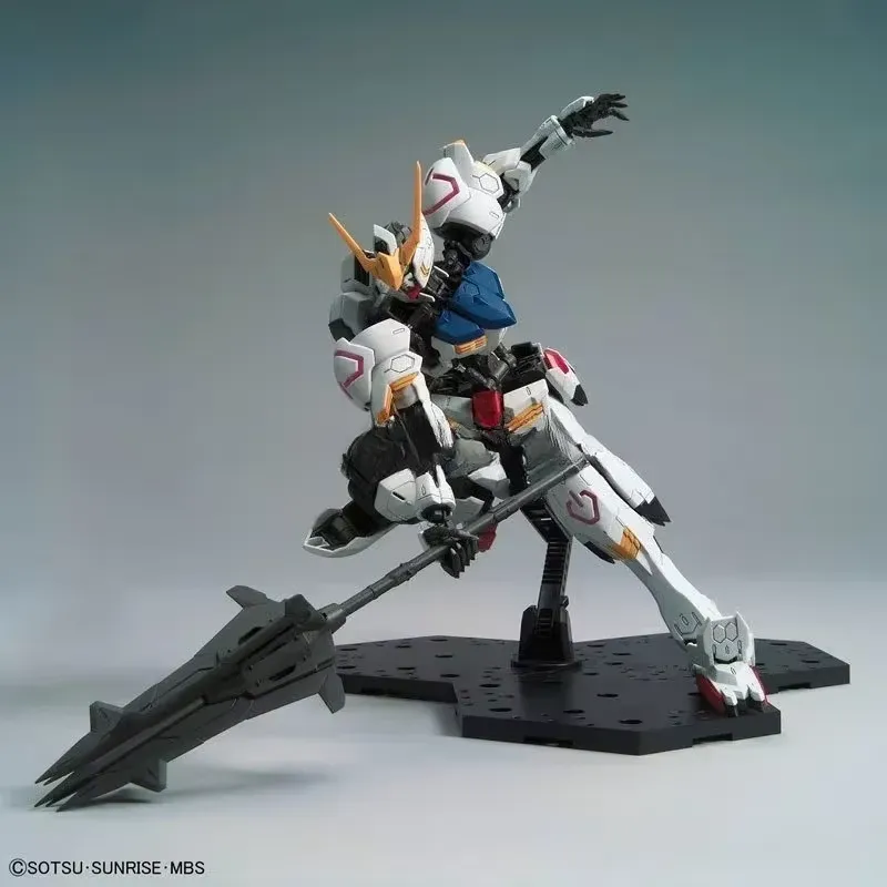 バンダイ MG 1/100 ASW-G-08 ガンダムバルバ - Model Kit Gundam Barbatos のレビューと価格
