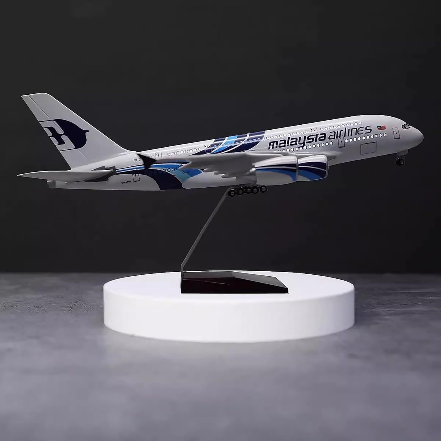 1:160 スケールマレーシア航空 A380 金属飛行機モデ - Model Kit Planes のレビューと価格